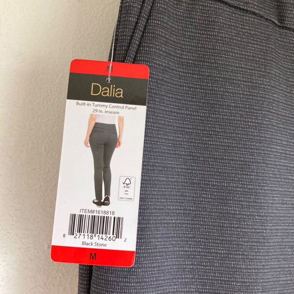New Dalia Women’s pants - Picture 5 of 7